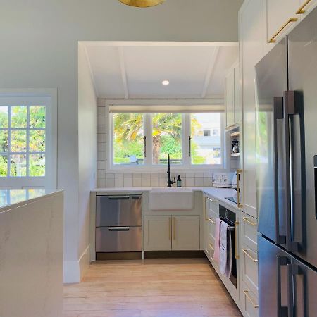 9 The Strand - New Pricing! Russell Exterior foto