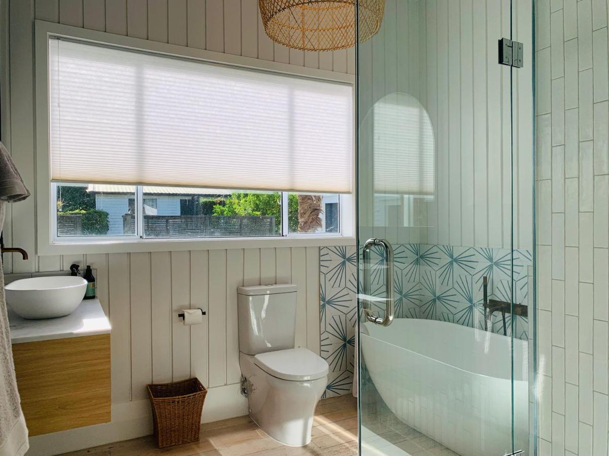 9 The Strand - New Pricing! Russell Exterior foto