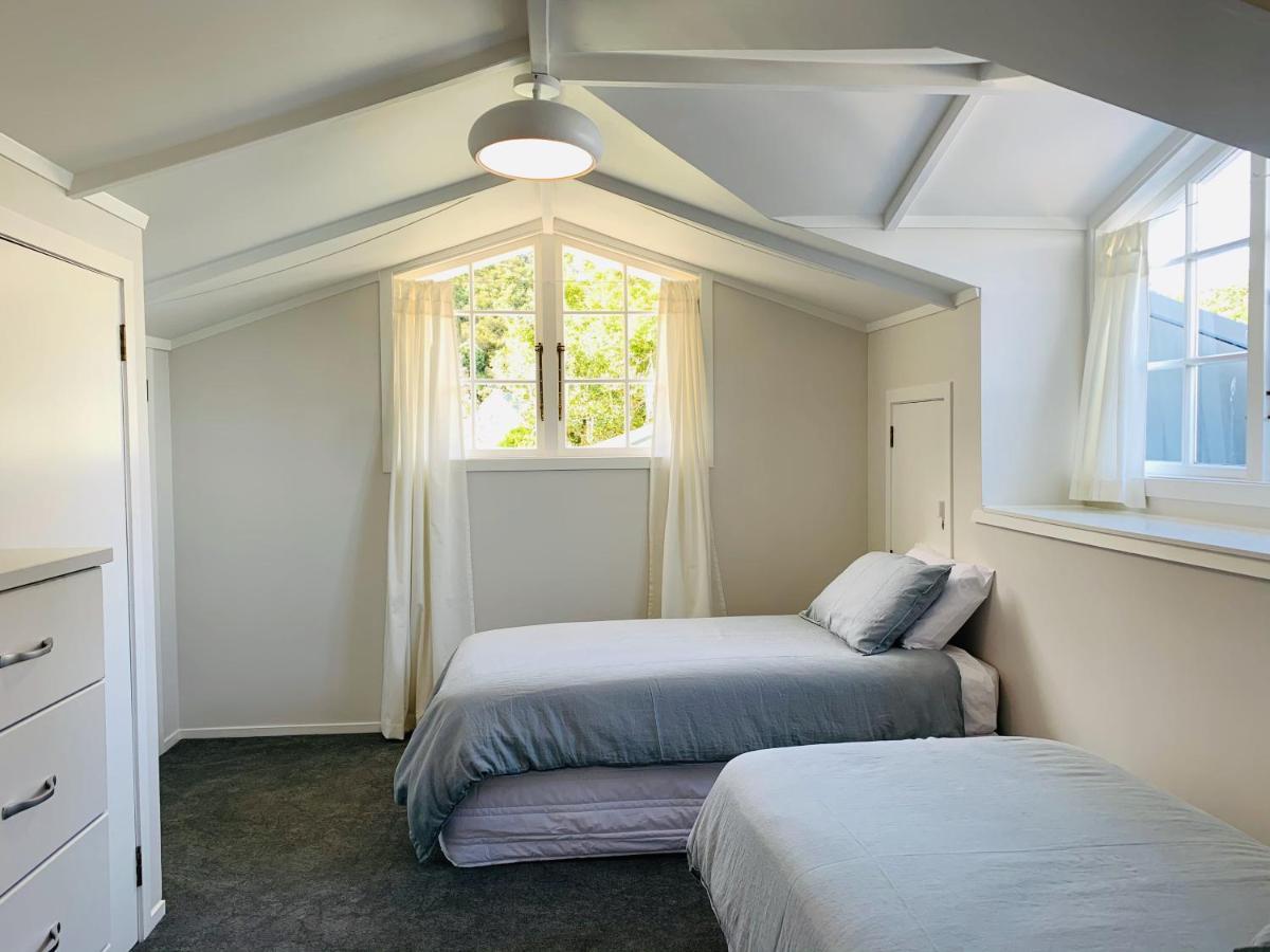 9 The Strand - New Pricing! Russell Exterior foto