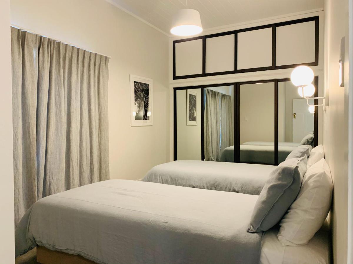 9 The Strand - New Pricing! Russell Exterior foto